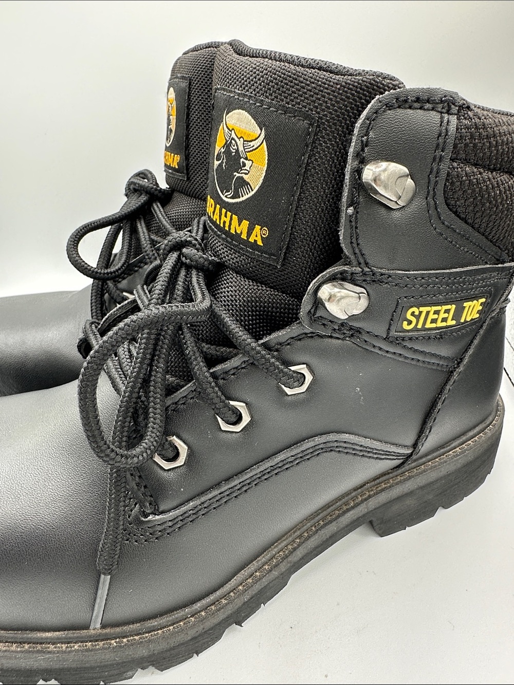 Brahma men's Gus black steel toe work boots, size 7W